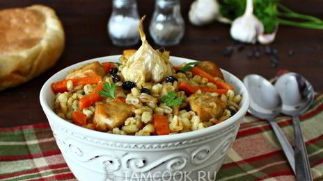 плов из перловки в мультиварке