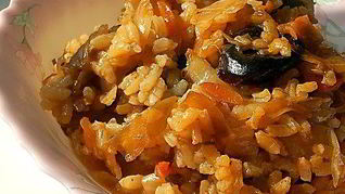 Плов с черносливом