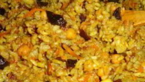 плов с черносливом