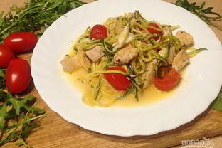 ПП-паста из цукини с курицей и моцареллой