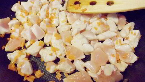 фрикасе из курицы с рисовым медвежонком