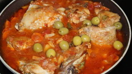 фрикасе из курицы в томате