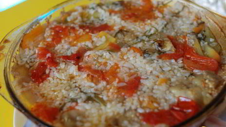 мясное рагу с баклажанами, перцем и помидорами