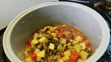 овощное рагу с баклажанами в мультиварке