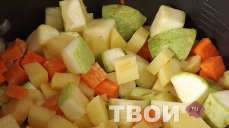 овощное рагу с фрикадельками