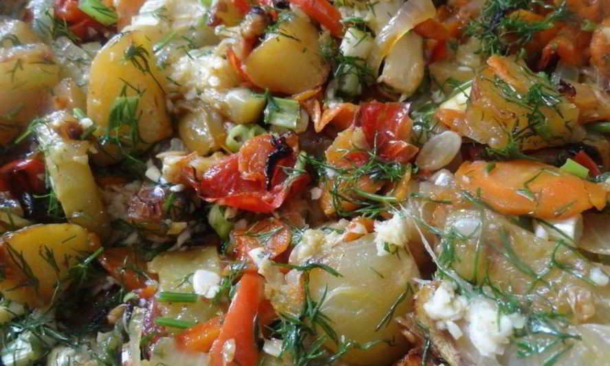 Рецепт овощного рагу в духовке