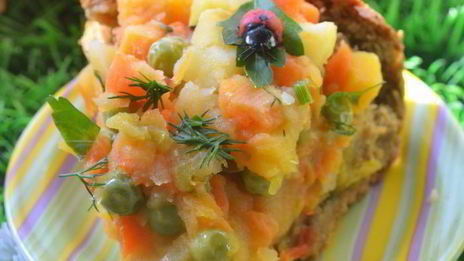 овощное рагу в ржаном хлебе