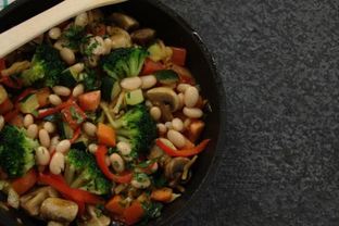 Рагу из брокколи с фасолью