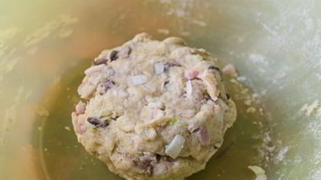 рагу из говядины с грибными клецками