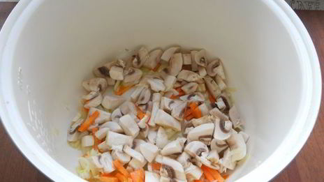 рагу из овощей с шампиньонами в мультиварке