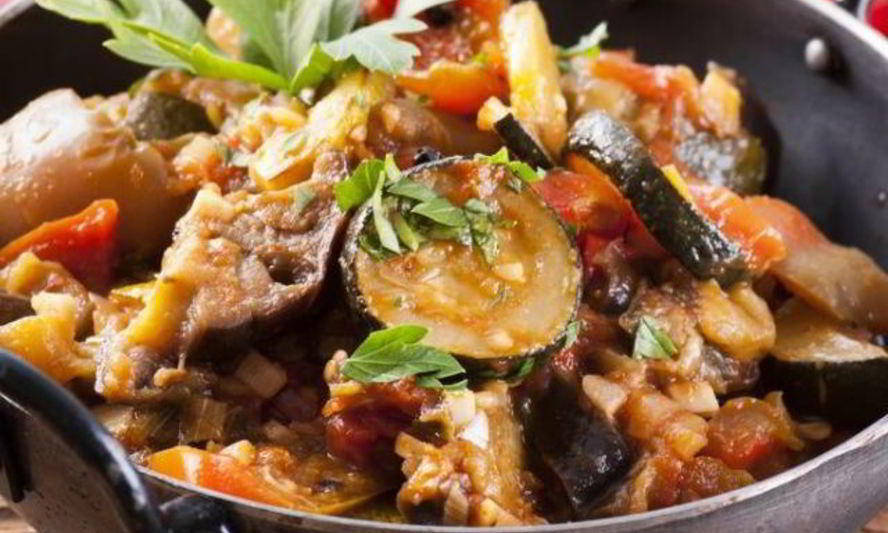 Рецепт рагу из овощей с яблоками