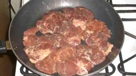 рагу овощное с грибами и куриной печенью