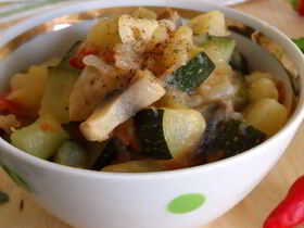 Рагу с грибами и кабачками