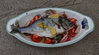 Дорада по-провансальски