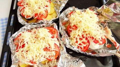 горбуша с картошкой в фольге в духовке