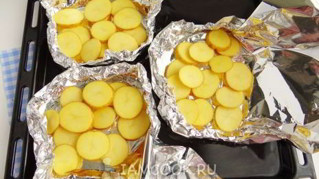 горбуша с картошкой в фольге в духовке