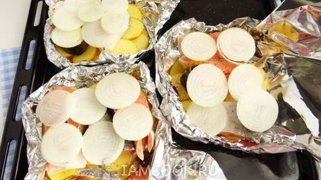 горбуша с картошкой в фольге в духовке