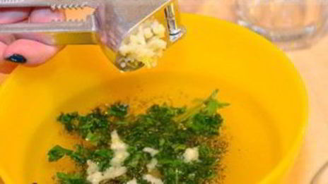 карп с белым столовым вином