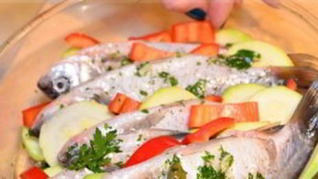 карп с белым столовым вином