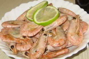 Креветки с лимоном и соевым соусом