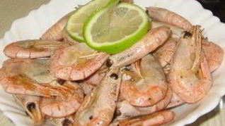 Креветки с лимоном и соевым соусом