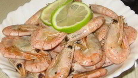 креветки с лимоном и соевым соусом