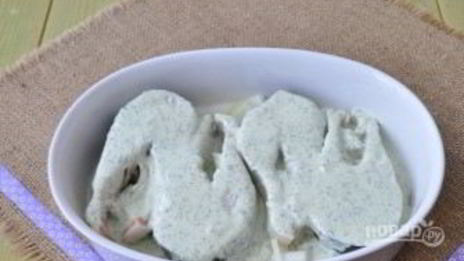 лосось под соусом в духовке