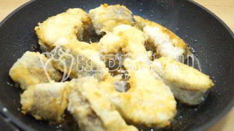 минтай тушеный с овощами