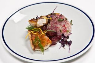 Окунь под карамельной корочкой с рисом басмати