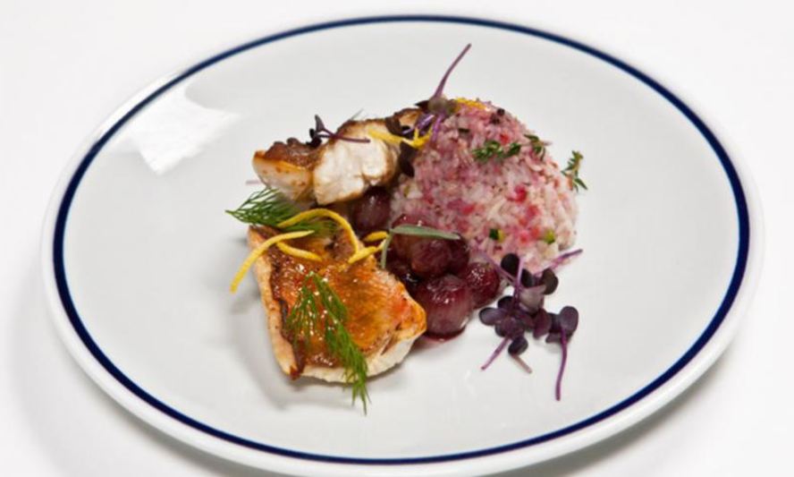 Рецепт окуня под карамельной корочкой с рисом басмати