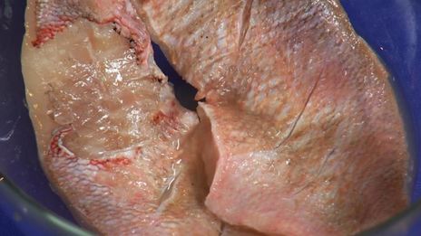 окунь под карамельной корочкой с рисом басмати