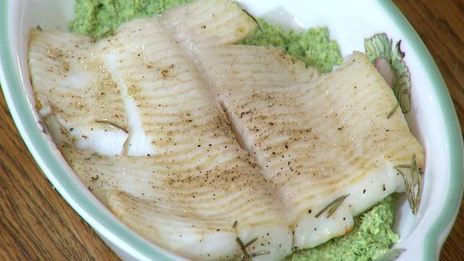 палтус с песто из брокколи