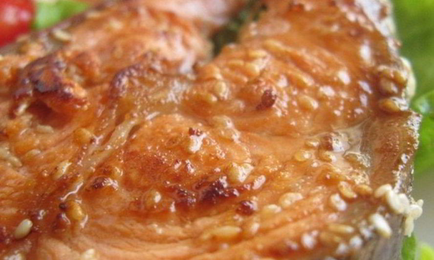 Рецепт семги на яблочной подушке