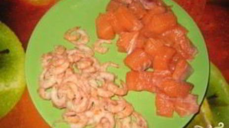 семга с креветками в сливочном соусе