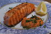 Семга с соусом ромеско