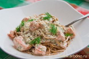 Семга со шпинатом в сливочном соусе