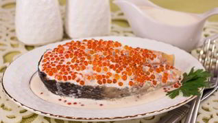 Семга в сливочно-икорном соусе