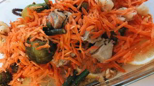 Тунец с овощами