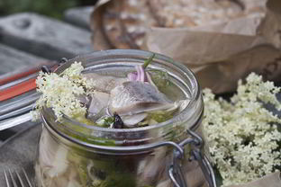 Вкусную селедка в рассоле