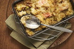 Запеченная форель с луком-пореем