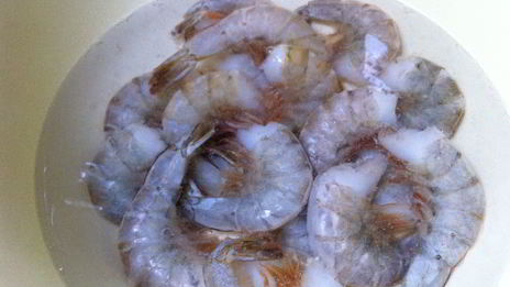 запеченная красная рыба с креветками