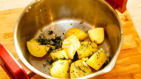 жареная рыба с картофелем