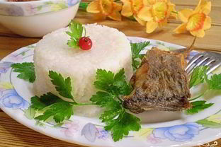 Жареная рыба с рисом