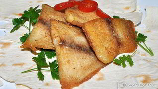 Жареная рыба в кукурузной муке со специями