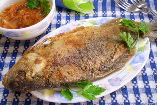 Жареная рыба в манке