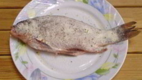 жареная рыба в манке