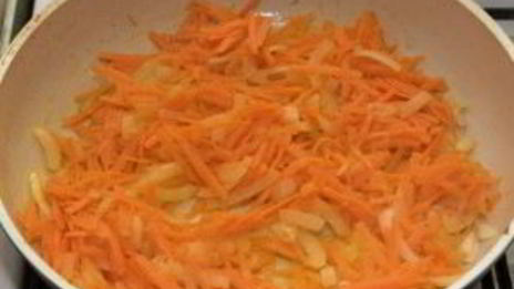 жареные кальмары с овощами