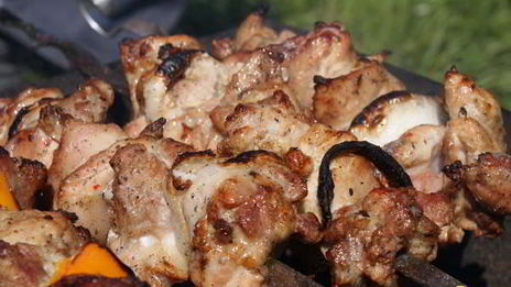 куриный шашлык в имбирно-лимонном маринаде