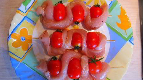 куриные шашлычки с черри