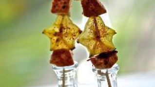 Куриные шашлычки с карамболой